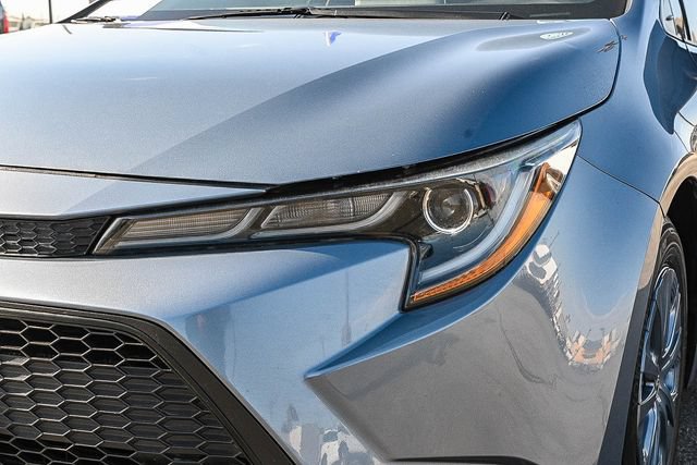 Used 2020 Toyota Corolla LE w/ Carpet Mat Package (TMS) FWD image 4