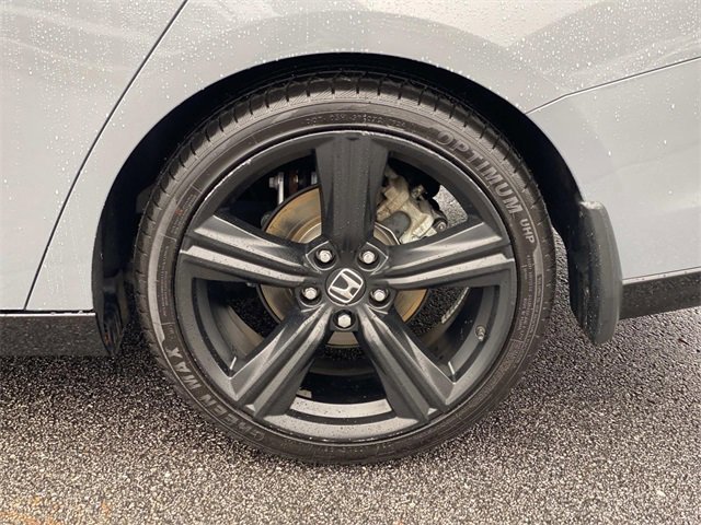 Used 2023 Honda Accord Sport image 12