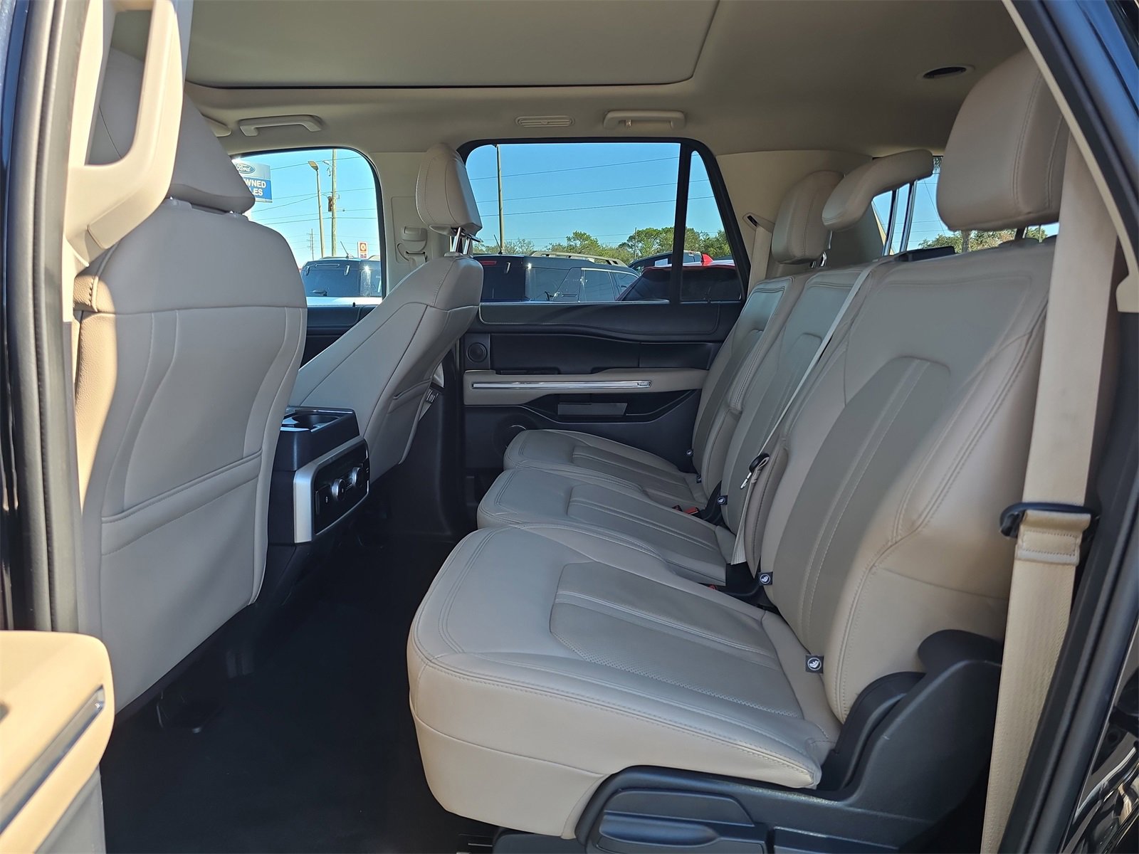 Certified 2024 Ford Expedition Max Limited image 12