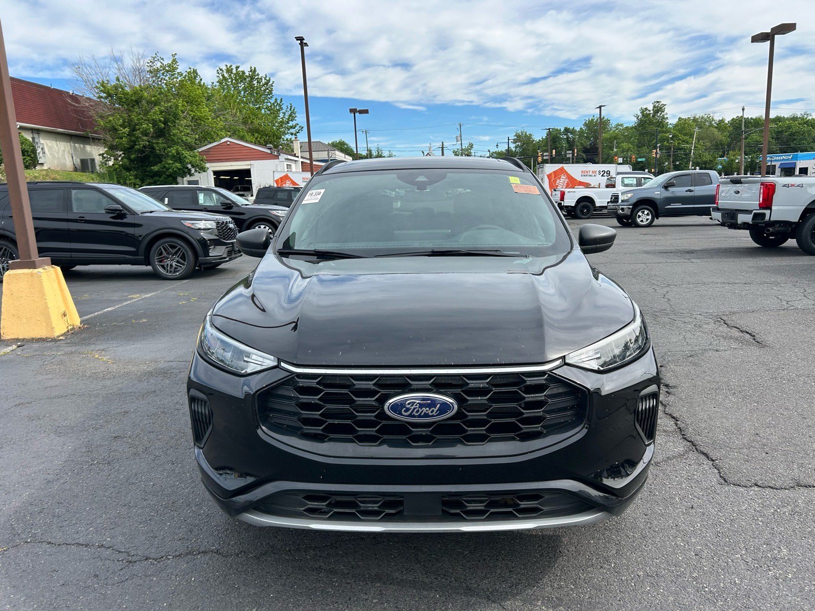 Certified 2024 Ford Escape ST-Line w/ Tech Pack #1 AWD/4WD image 2