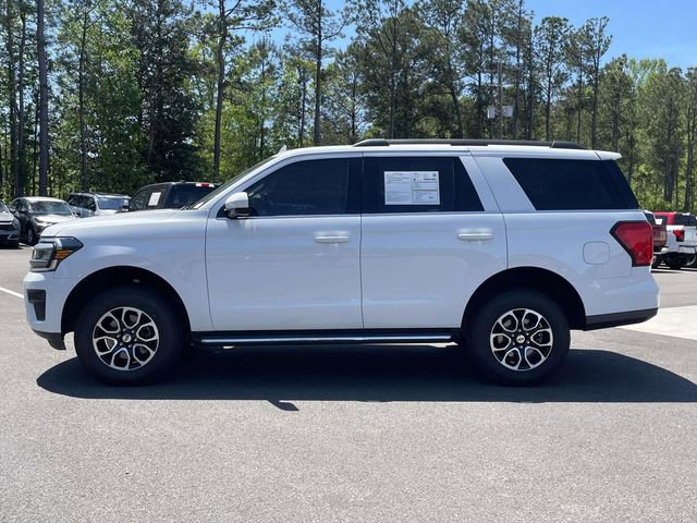 Certified 2023 Ford Expedition XLT image 2
