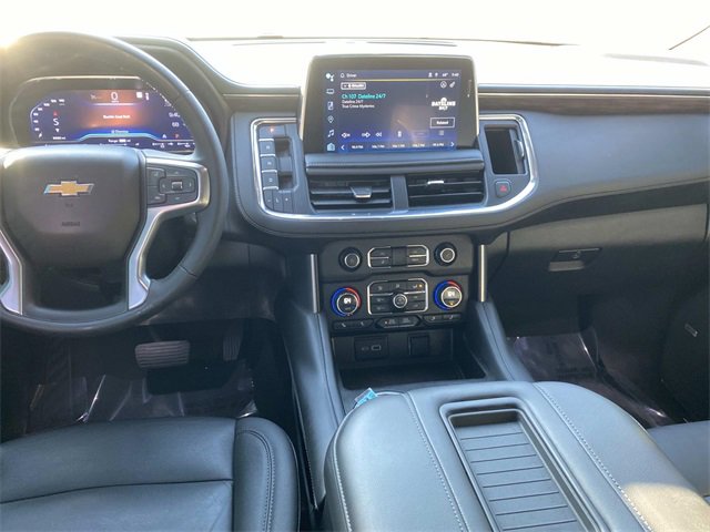 Used 2023 Chevrolet Suburban LT image 18