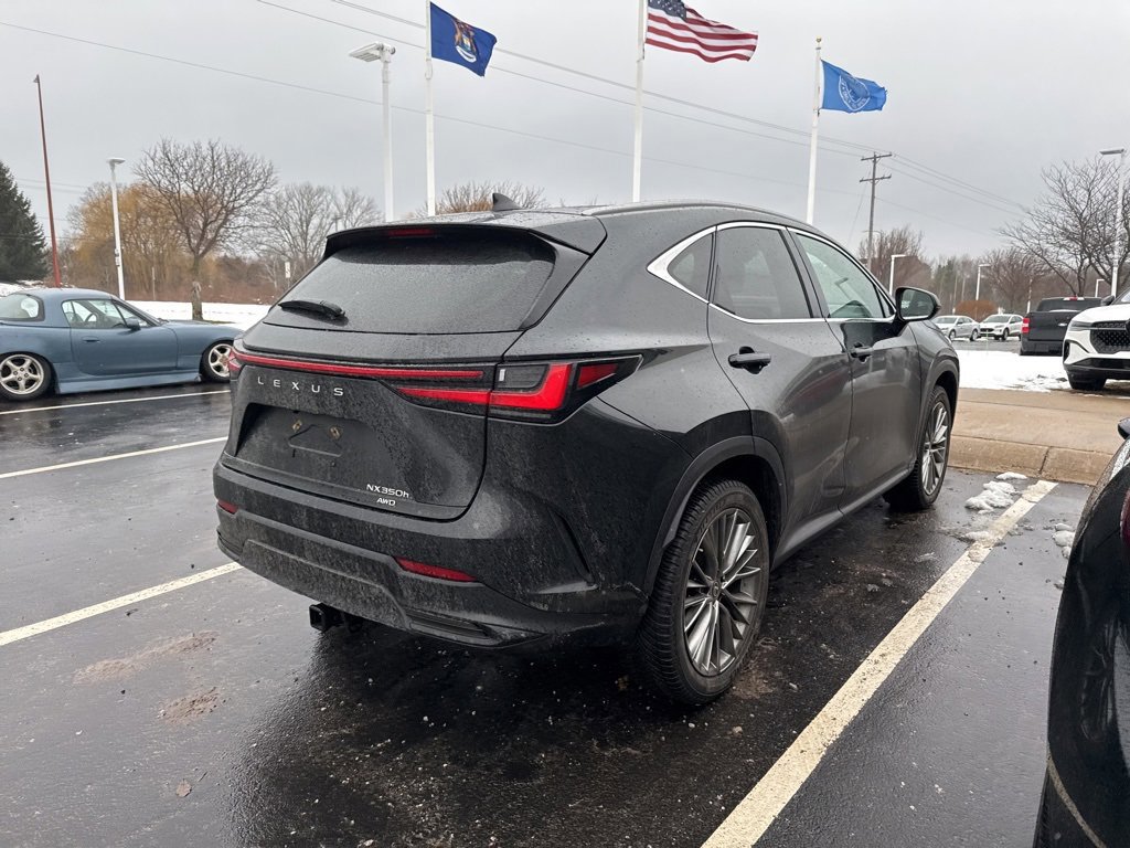 Used 2022 Lexus NX 300h AWD image 4