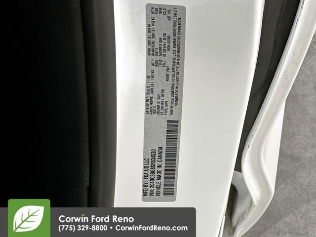 Used 2025 Chrysler Pacifica Select AWD/4WD image 32