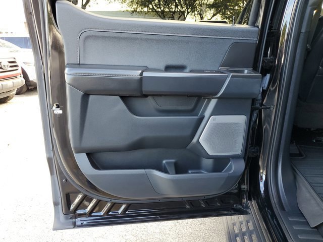 Certified 2022 Ford F150 Raptor w/ Equipment Group 801A High image 12