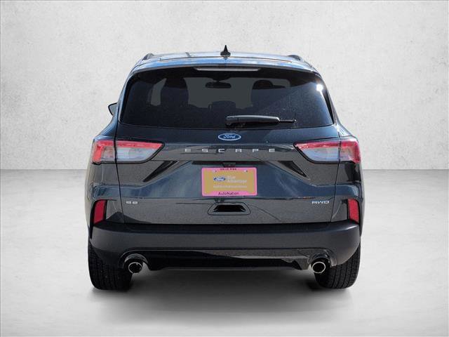 Certified 2022 Ford Escape SE w/ SE Sport Appearance Package image 4