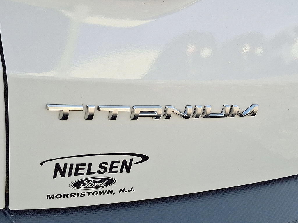 Certified 2022 Ford Escape Titanium w/ Titanium Elite Package image 27