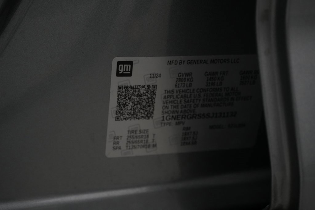 Used 2025 Chevrolet Traverse LT image 25