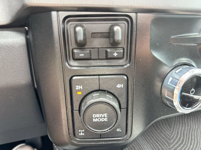 Certified 2024 Ford F250 Platinum AWD/4WD image 21