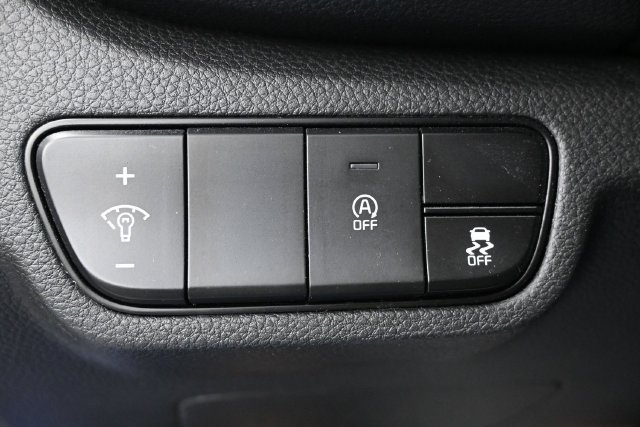 Used 2024 Kia Seltos S FWD image 24