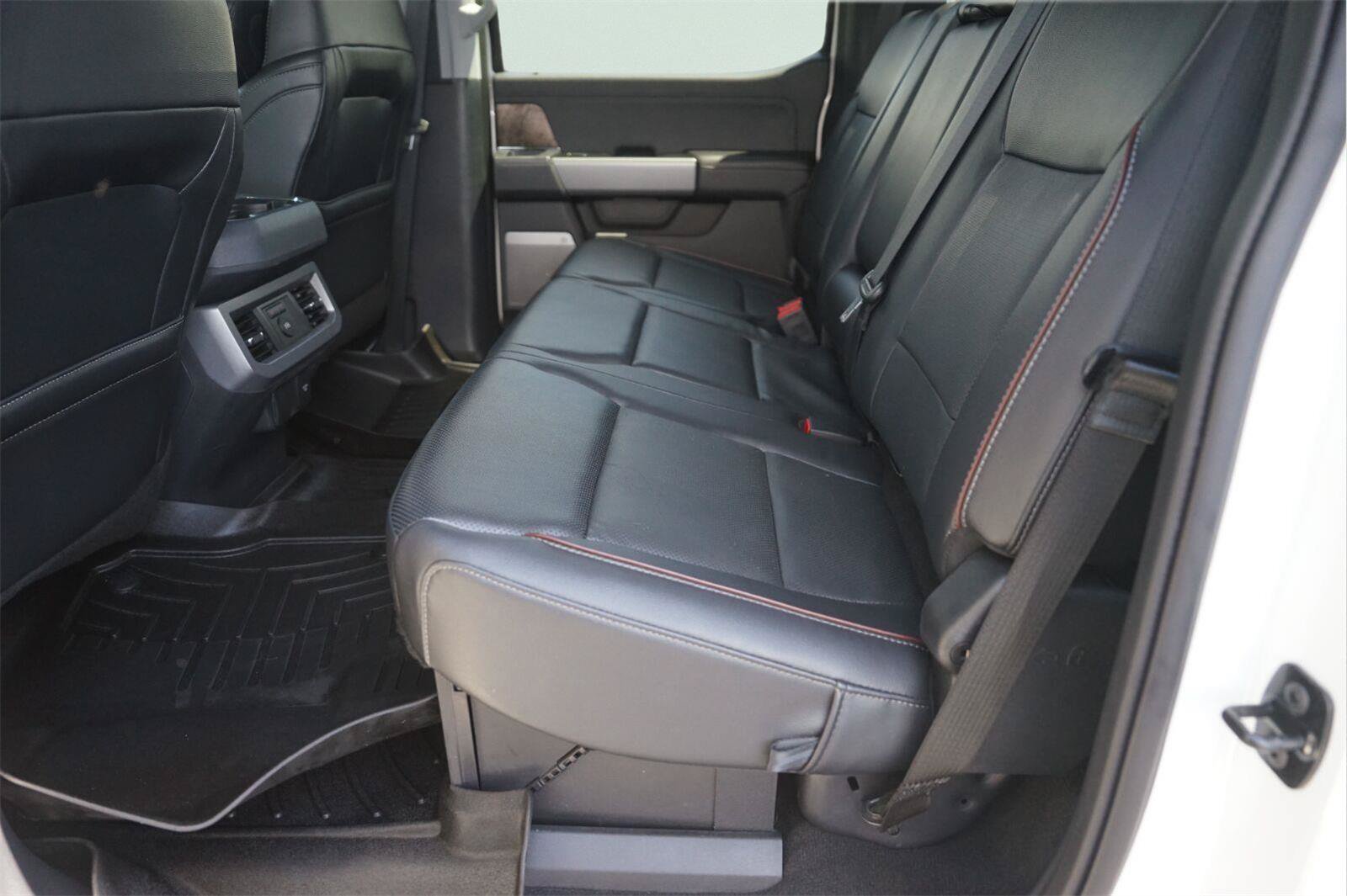 Certified 2024 Ford F250 Lariat w/ Lariat Ultimate Package AWD/4WD image 12