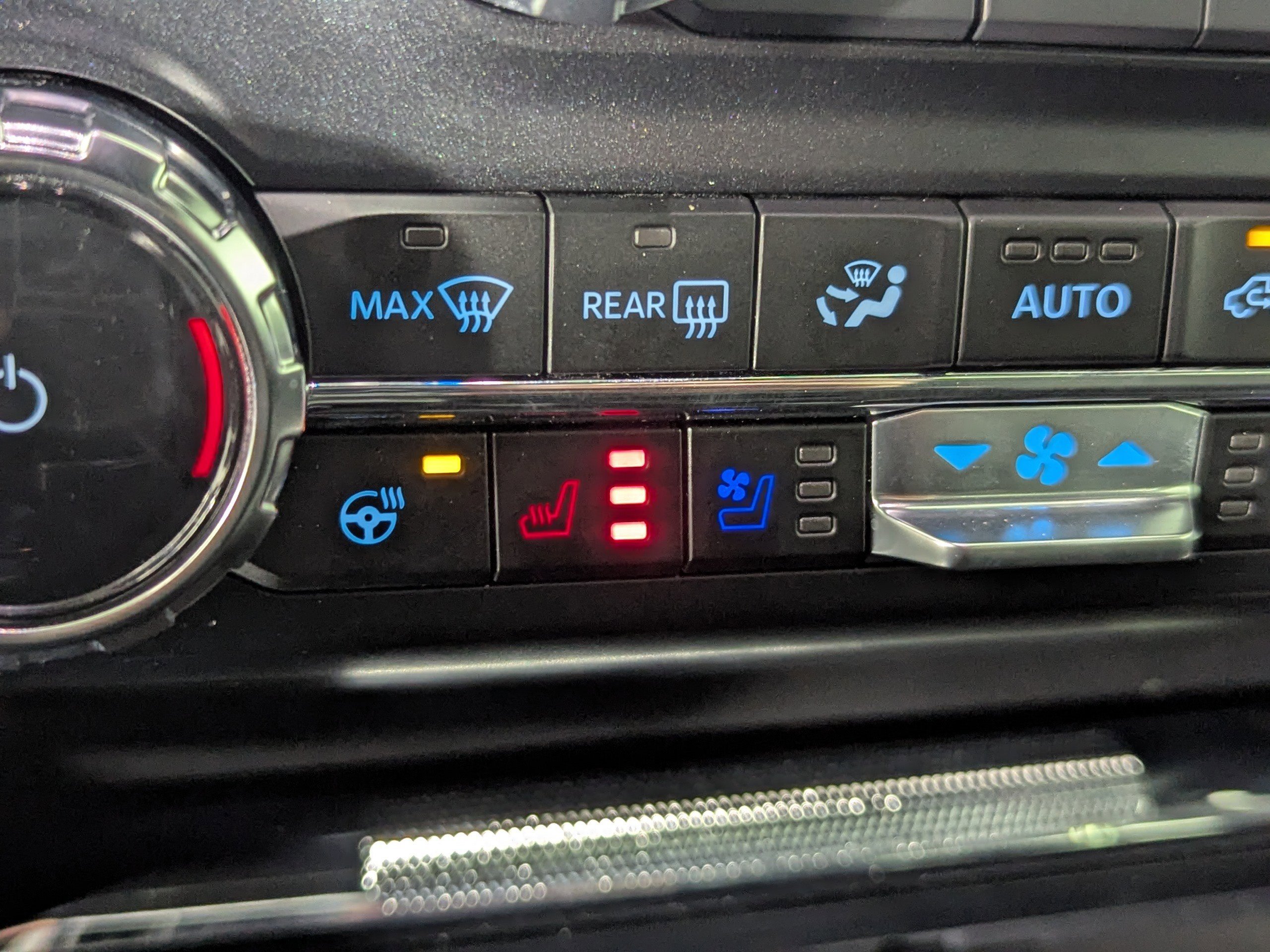 Certified 2023 Ford F150 Raptor w/ Raptor Carbon Fiber Package image 27