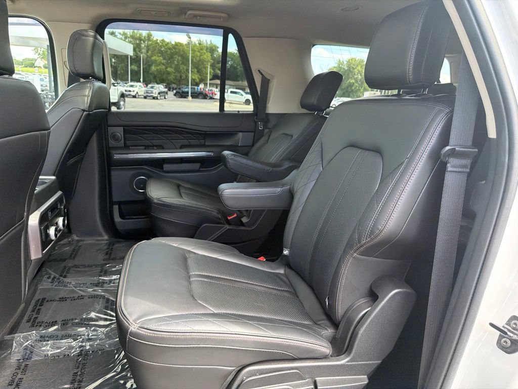 Certified 2021 Ford Expedition Max Platinum AWD/4WD image 13