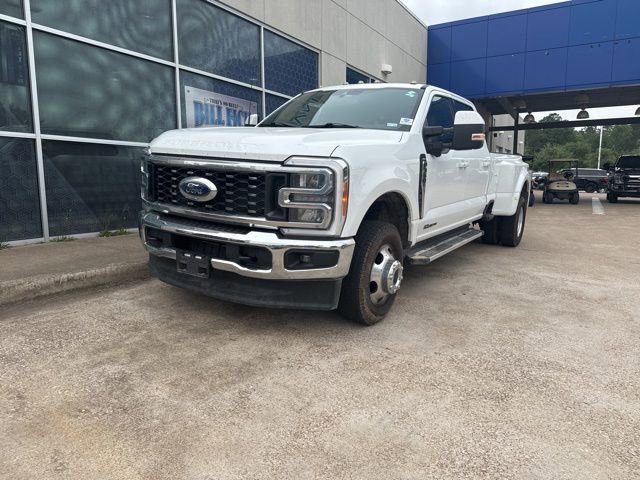 Certified 2023 Ford F350 Lariat w/ FX4 Off-Road Package AWD/4WD image 4