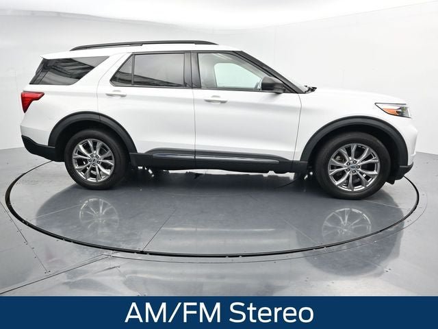 Certified 2021 Ford Explorer XLT w/ Equipment Group 202A AWD/4WD image 12