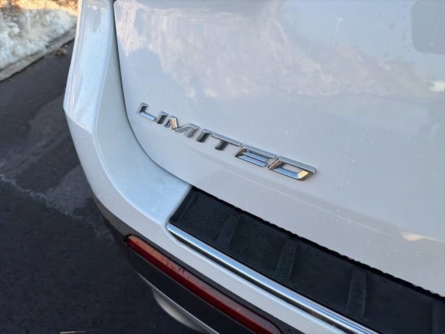 Certified 2022 Ford Explorer Limited image 10