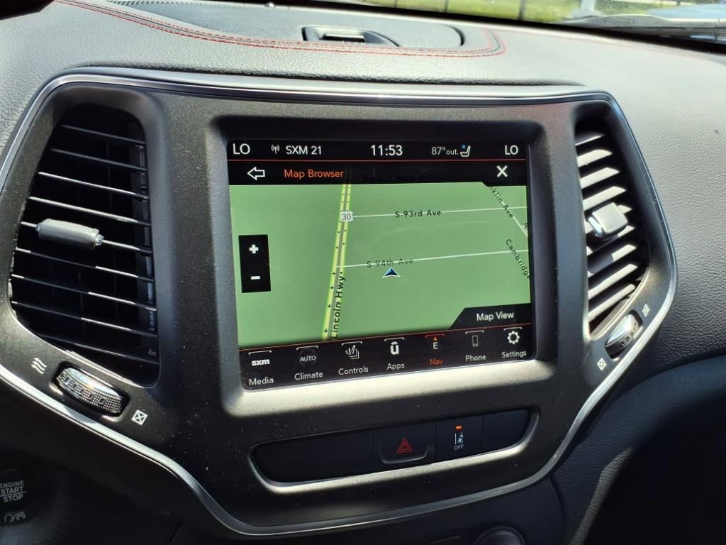 Used 2022 Jeep Cherokee Trailhawk w/ Sound & Nav Group image 17