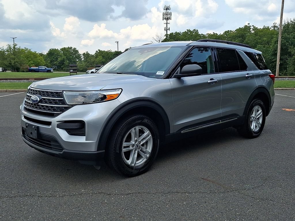 Certified 2023 Ford Explorer XLT AWD/4WD image 6