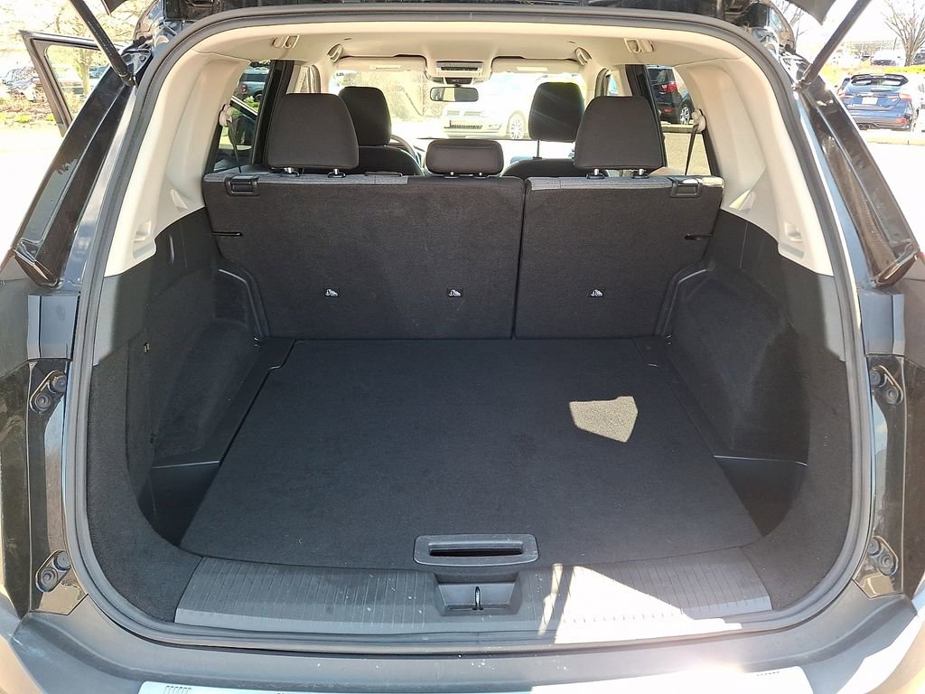 Used 2023 Nissan Rogue SV AWD/4WD image 28
