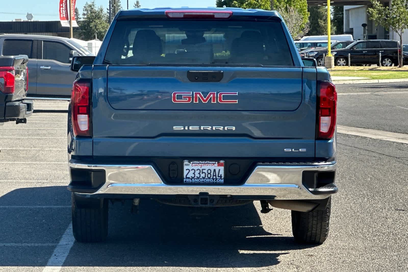 Used 2024 GMC Sierra 1500 SLE AWD/4WD image 8