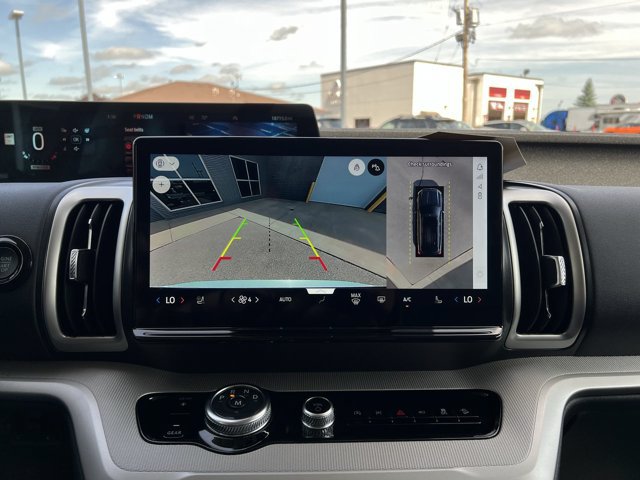 Certified 2025 Ford Expedition Max Active AWD/4WD image 18