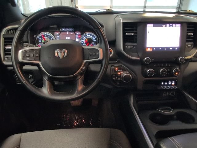 Used 2022 RAM 1500 Big Horn AWD/4WD image 17