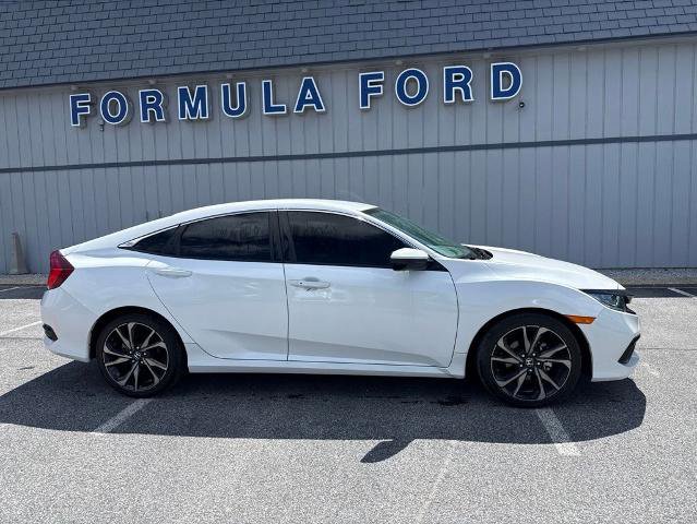 Used 2020 Honda Civic Sport image 2
