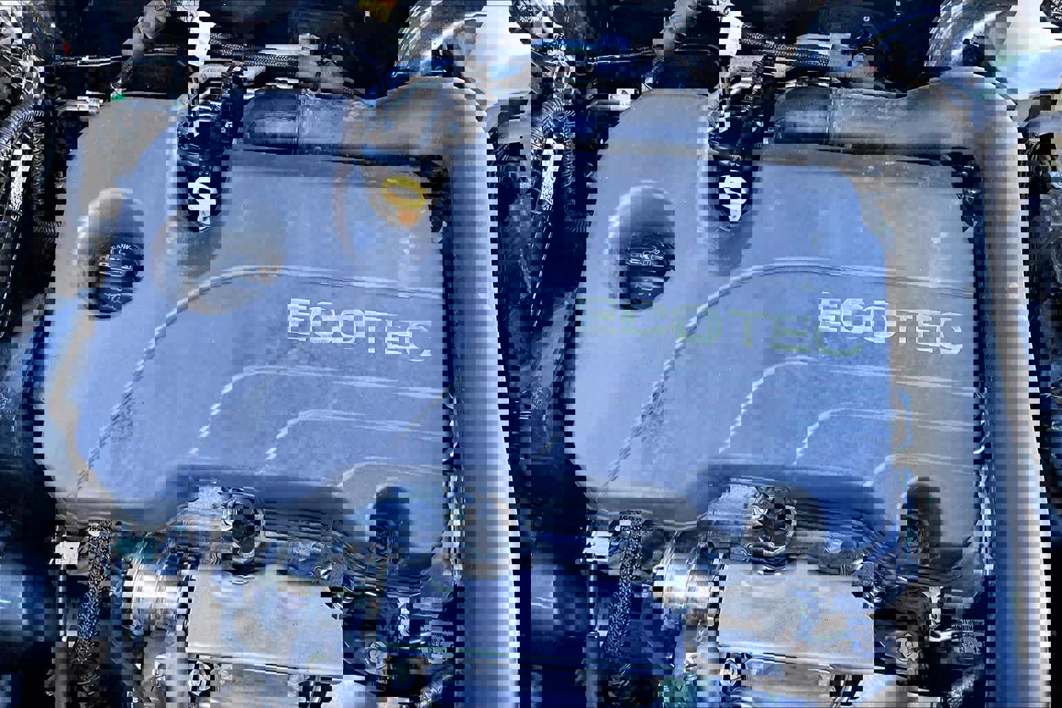 Used 2021 GMC Terrain SLE w/ Driver Convenience Package image 32