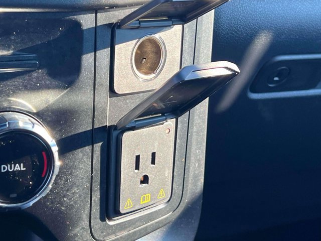 Certified 2022 Ford F150 XLT w/ Equipment Group 302A High image 37