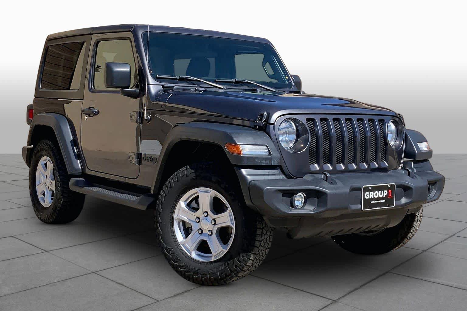 Used 2023 Jeep Wrangler Sport AWD/4WD image 3