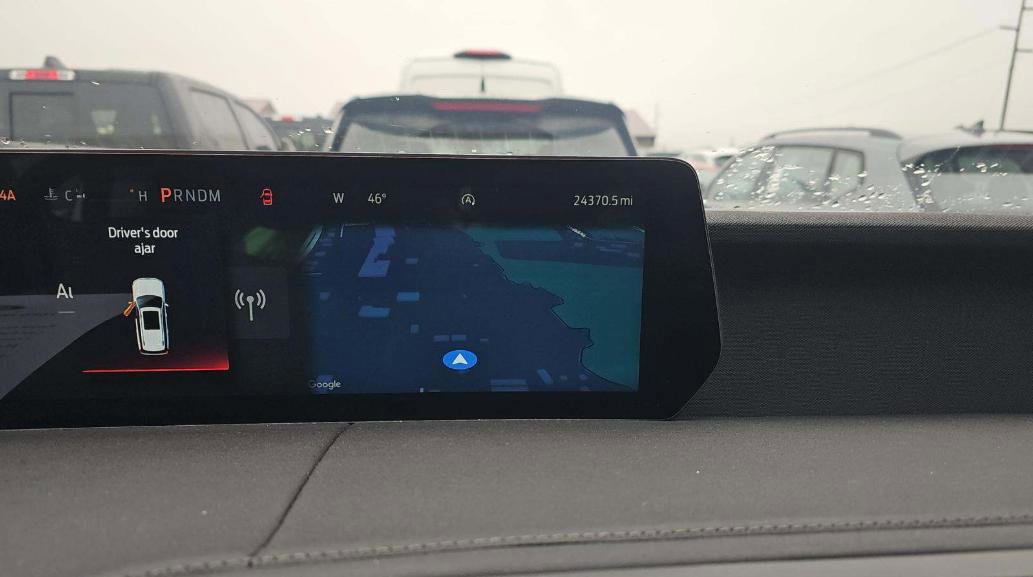 Certified 2025 Ford Expedition Platinum image 10