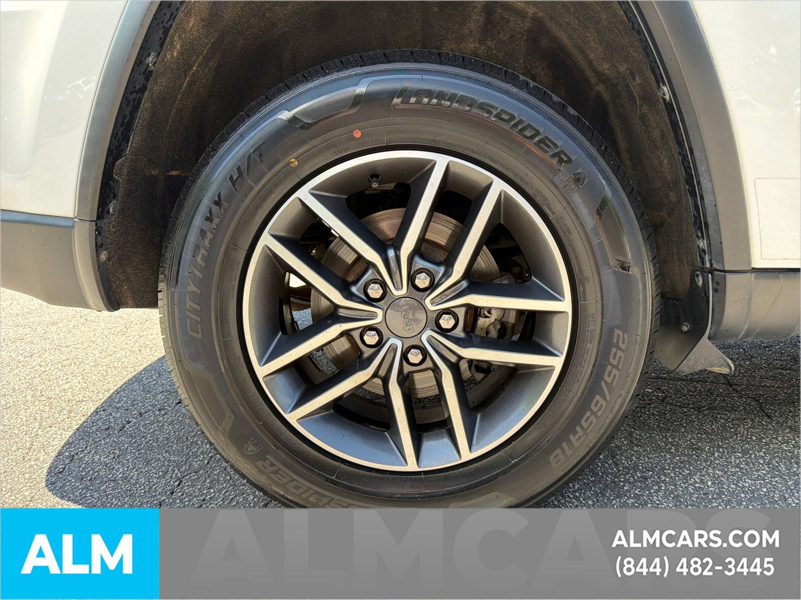 Used 2020 Jeep Grand Cherokee Limited AWD/4WD image 20