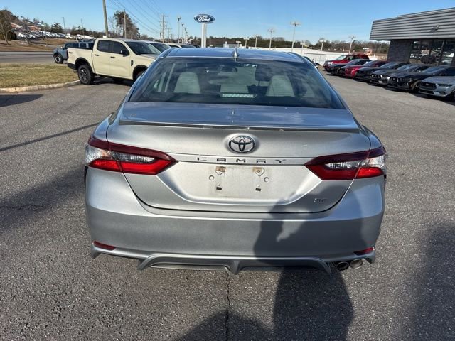 Used 2021 Toyota Camry SE image 9