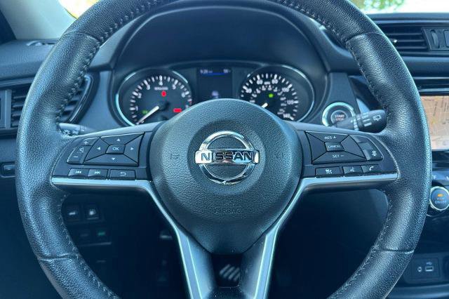 Used 2019 Nissan Rogue SV w/ Premium Package image 28