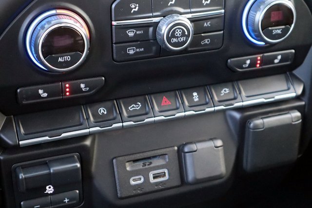 Used 2020 Chevrolet Silverado 1500 LT w/ Texas Edition image 6