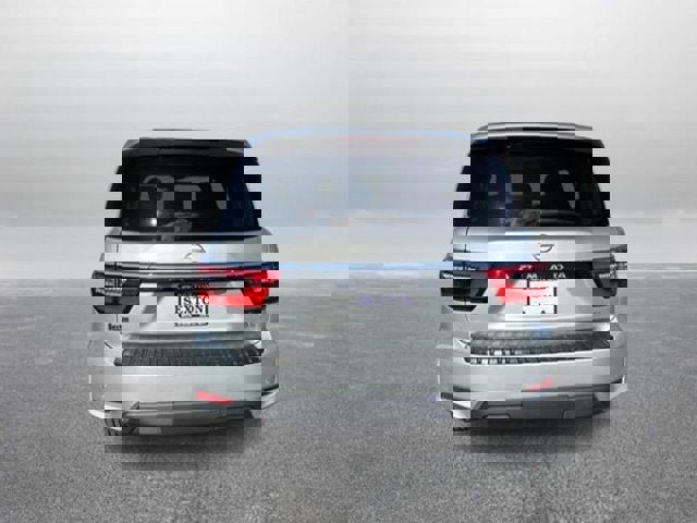 Used 2024 Nissan Armada SL image 4