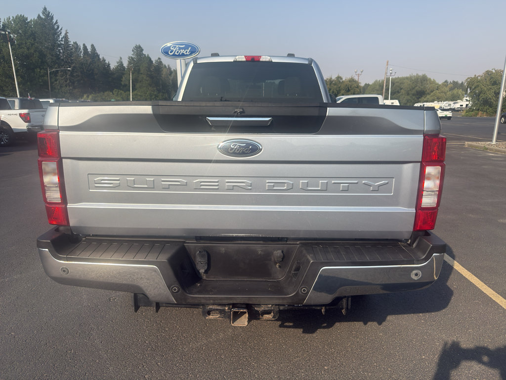 Certified 2022 Ford F250 XLT w/ XLT Premium Package AWD/4WD image 10