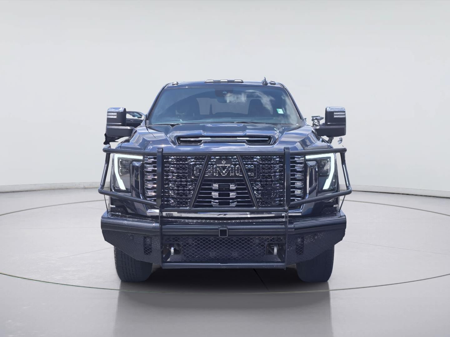 Used 2024 GMC Sierra 2500 Denali Ultimate w/ Max Trailering Package AWD/4WD image 2