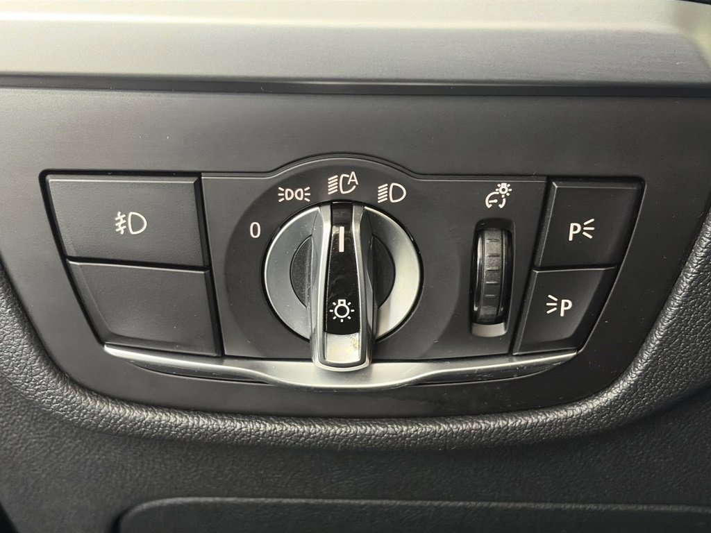 Used 2018 BMW X3 M40i image 24