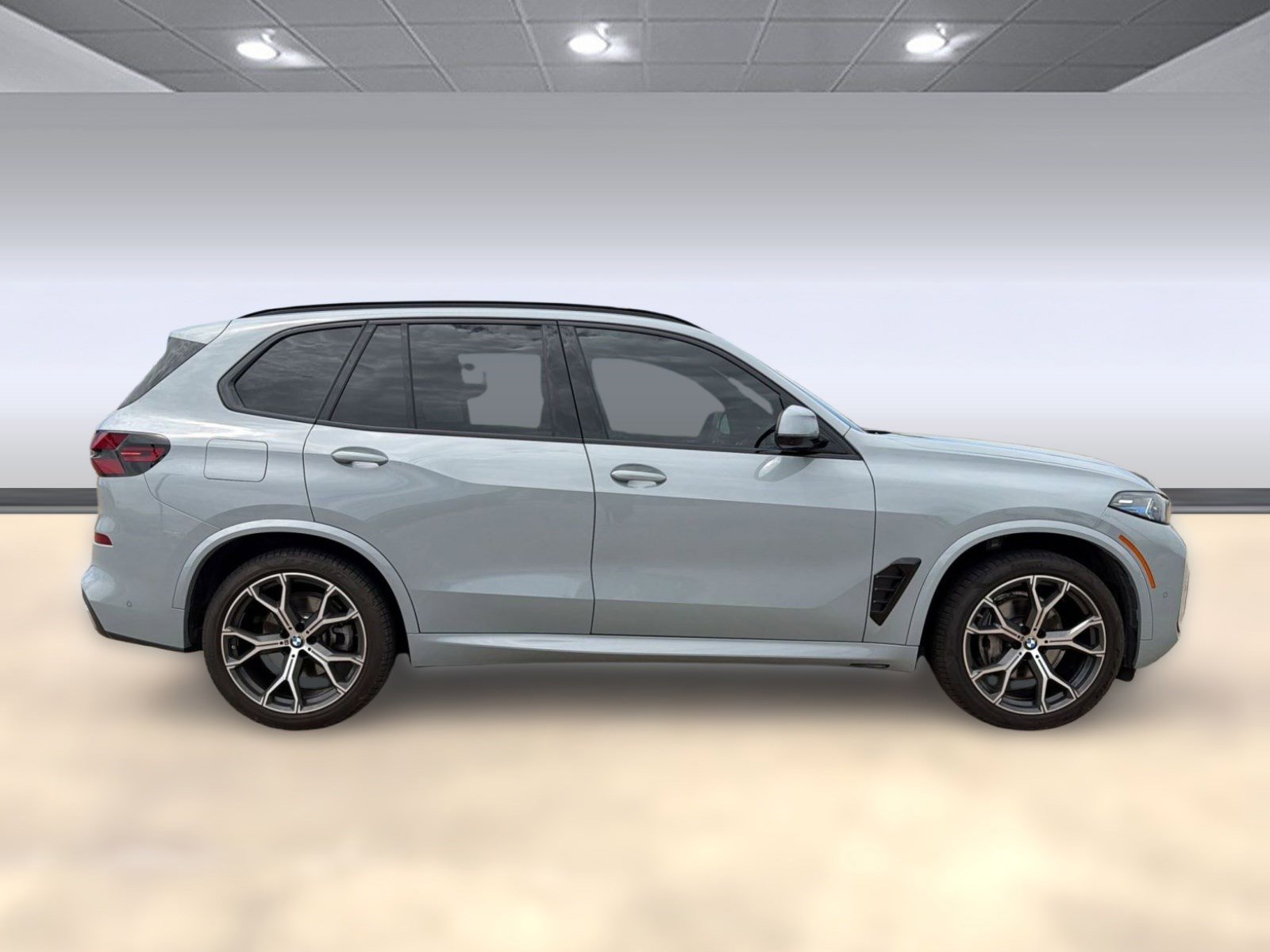 Used 2025 BMW X5 sDrive40i w/ M Sport Package RWD image 8