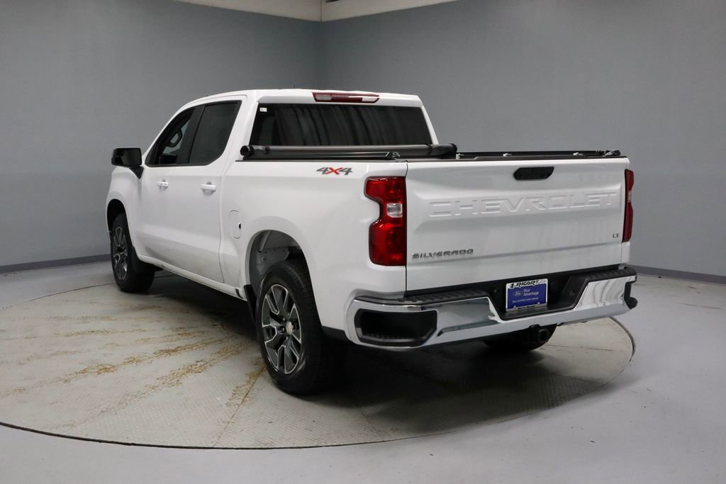 Used 2024 Chevrolet Silverado 1500 LT image 3