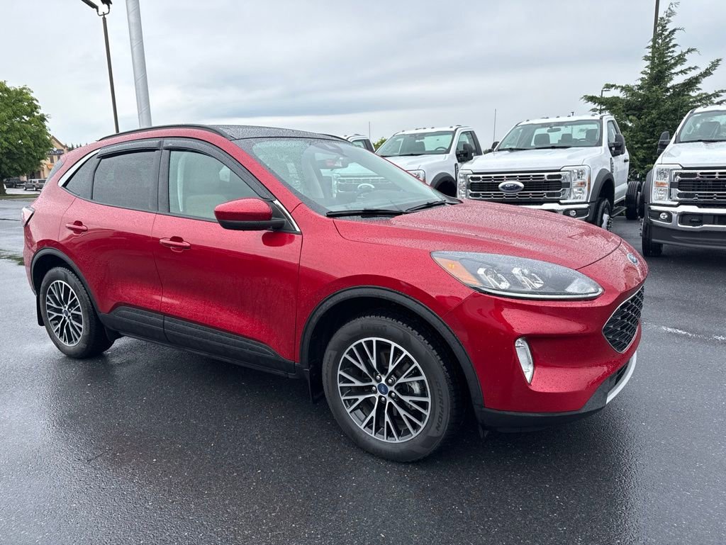 Certified 2022 Ford Escape SEL w/ Technology Package