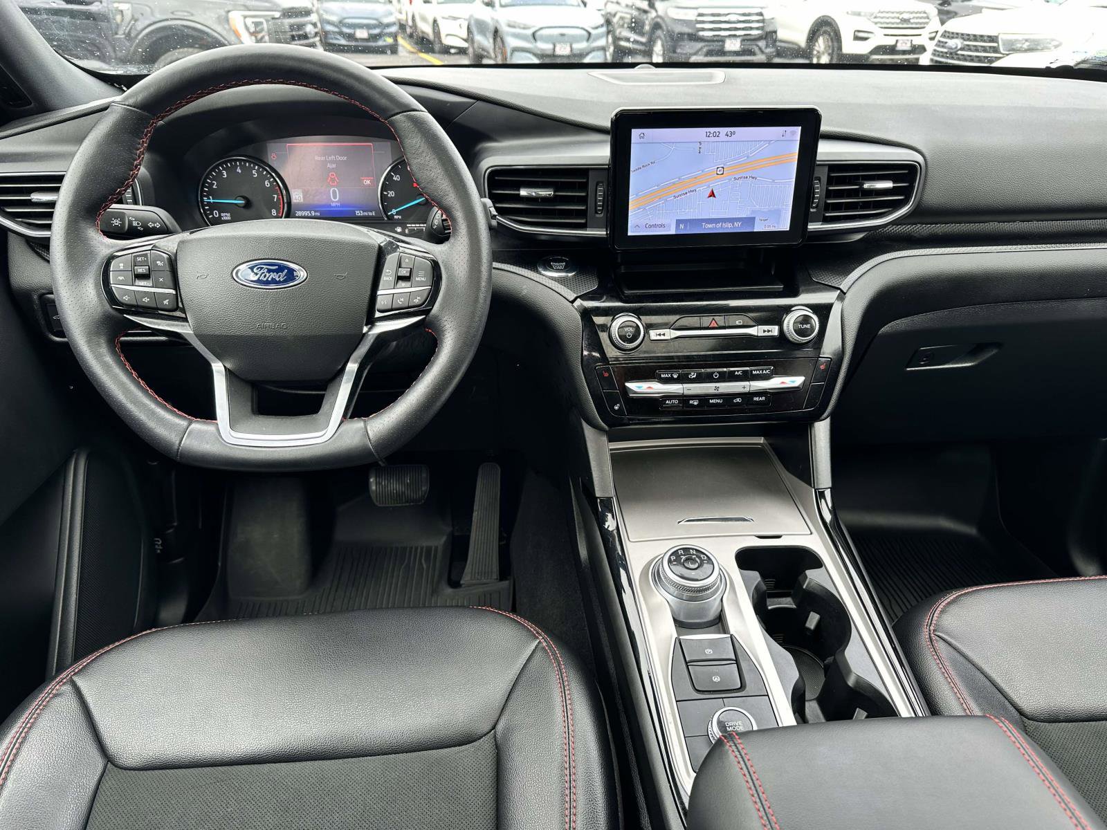 Certified 2022 Ford Explorer ST-Line w/ Class IV Trailer Tow Package image 17