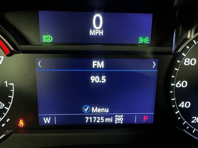 Used 2023 Cadillac XT4 Premium Luxury image 4