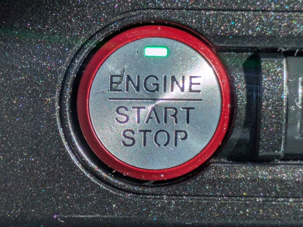 Certified 2022 Ford Mustang Coupe RWD image 26