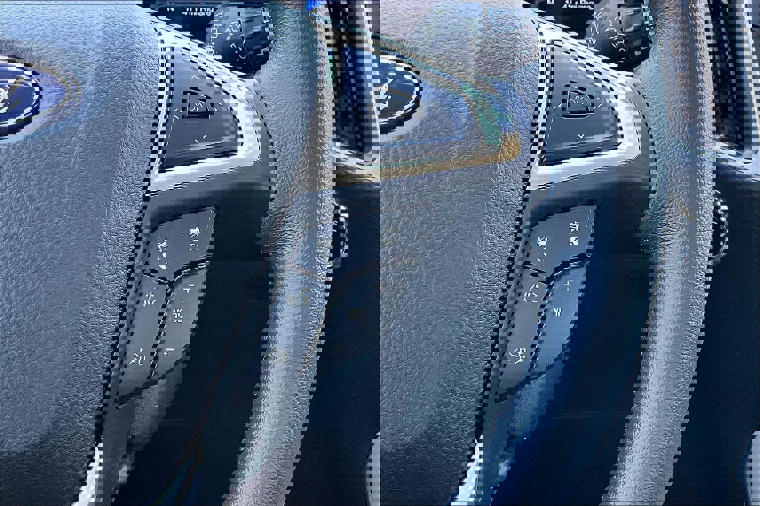 Certified 2023 Ford Edge SEL w/ Sport Appearance Package image 26