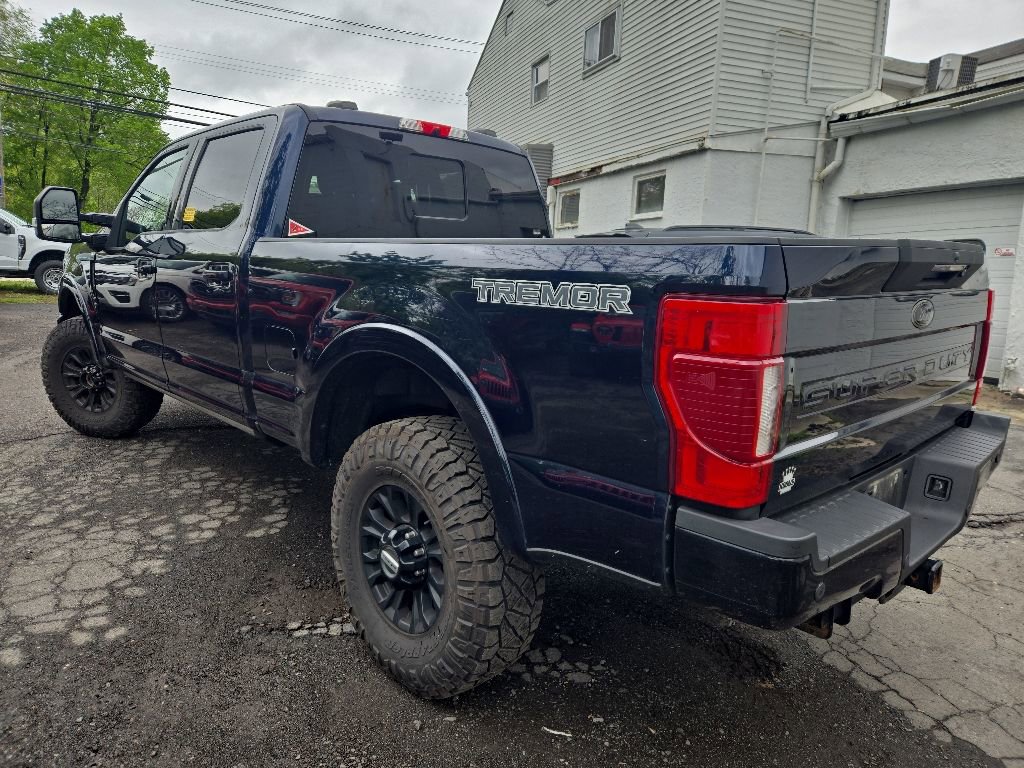 Certified 2022 Ford F250 Lariat w/ Tremor Off-Road Package AWD/4WD image 4