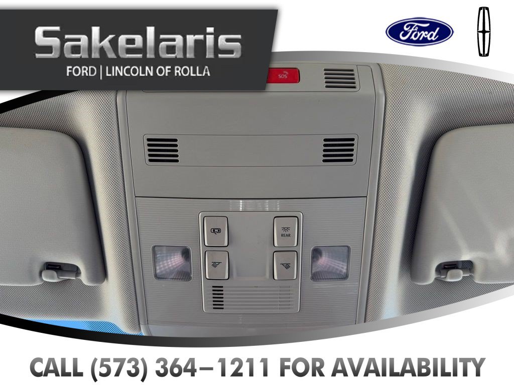 Used 2024 Volkswagen Jetta SE FWD image 31