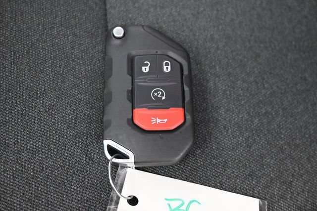 Used 2024 Jeep Wrangler Unlimited Sport AWD/4WD image 26