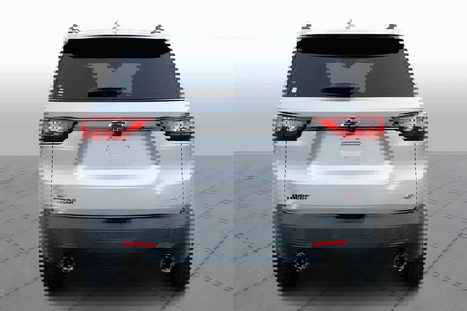 Used 2021 Chevrolet Traverse RS image 4